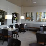 Bahnhof Hotel *